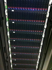 K&eacute;pek az egyik nemzetk&ouml;zi (Utah) Cloud VPS szerverteremr�l